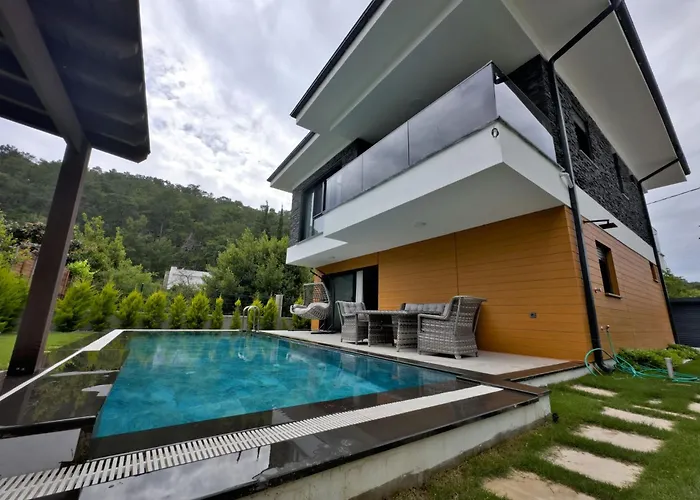 Bitirmiş 1 Villa Serefler